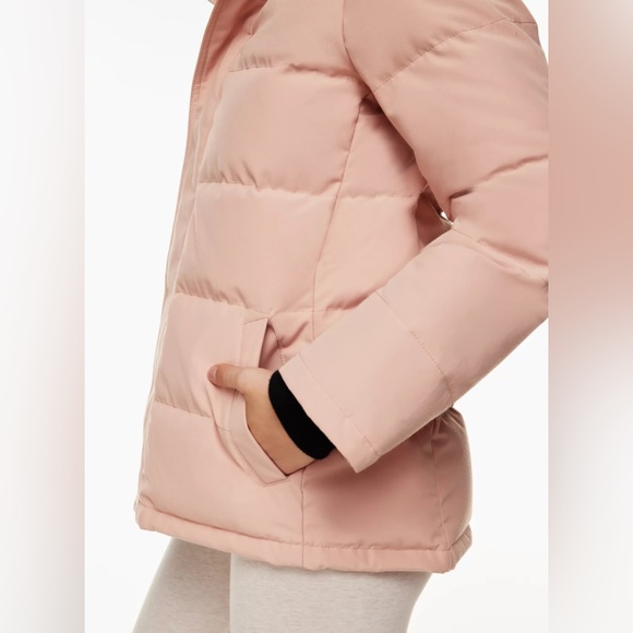 Aritzia TNA The Powder Parka ™ Short in Fawn Pink - Picture 4 of 10